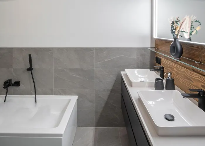 Rivervista Apartment *